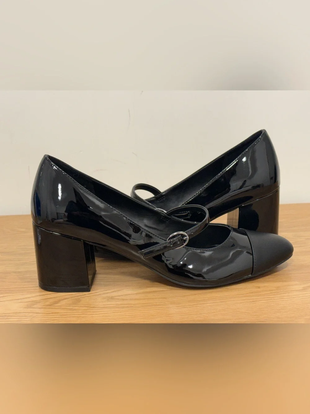 Women's Black Patent Mary Jane Block Heel Pumps